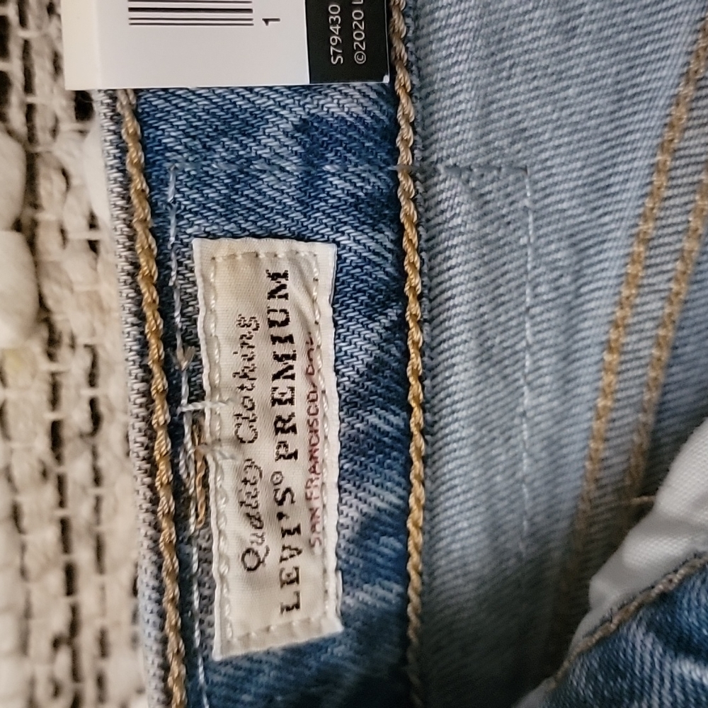 Levi's‎ Blue Premium High Rise Wedgie Ripped Jeans Size 24 - Picture 8 of 11